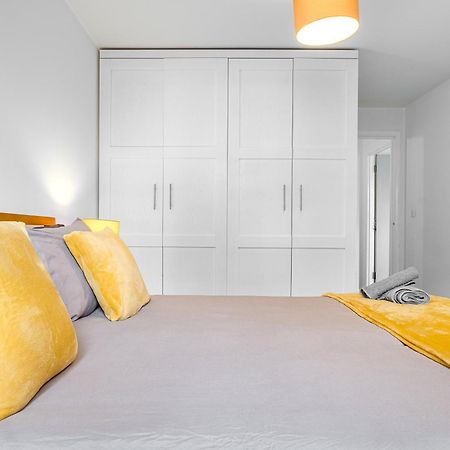 Central Suite Near Mailbox, King Bed, Ping Pong, Netflix, Sleeps 4 バーミンガム エクステリア 写真