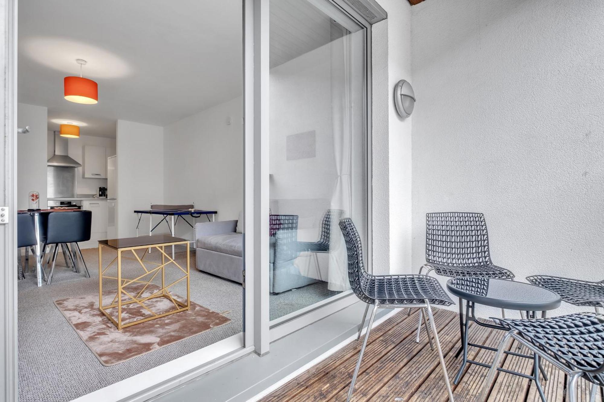 Central Suite Near Mailbox, King Bed, Ping Pong, Netflix, Sleeps 4 バーミンガム エクステリア 写真